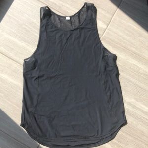 Lululemon workout top